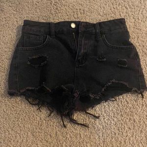 SHEIN TEENS 12-13 BLACK RIPPED SHORTS
